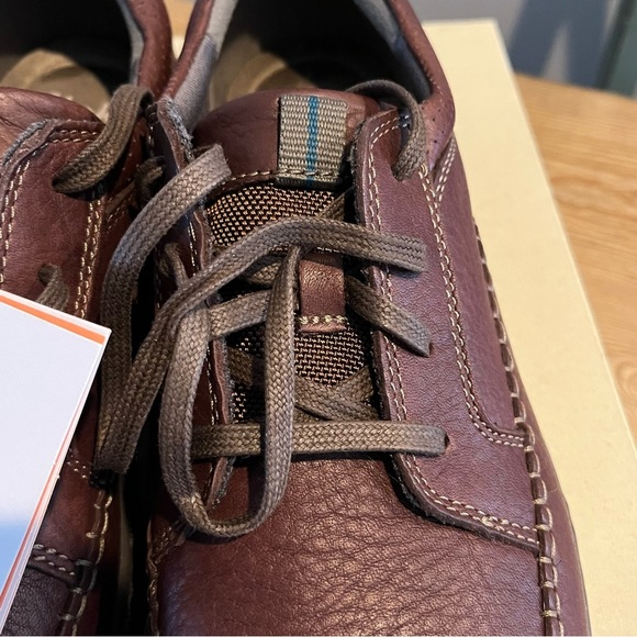 Clarks Charton Vibe Brown Leather Lace Up Shoe - Picture 6 of 12